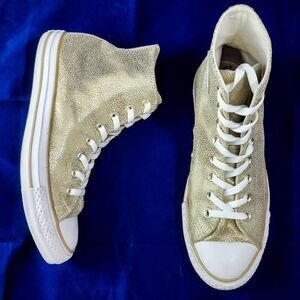 Converse Women's high top gold Size 10